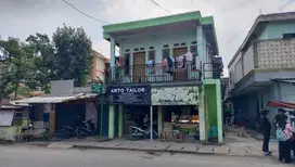 TANAH TERMASUK RUMAH LUAS 238 m2 SAMPING APARTEMEN TRANSIT
