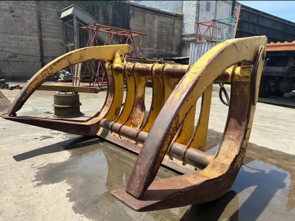 Log Clamp/Log Fork Komatsu WA380-6 asli Jpn