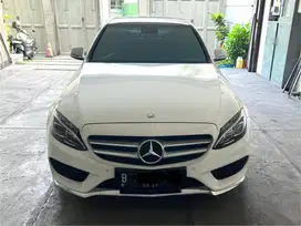 Mercedes Benz C250 AMG package putih 2016 low km pemakai pribadi w205