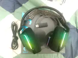Logitech G733 wireless headset gaming