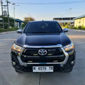 Toyota hilux tahun 2020
