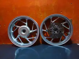 Velg Vario 160 CBS original repaint Surya painting