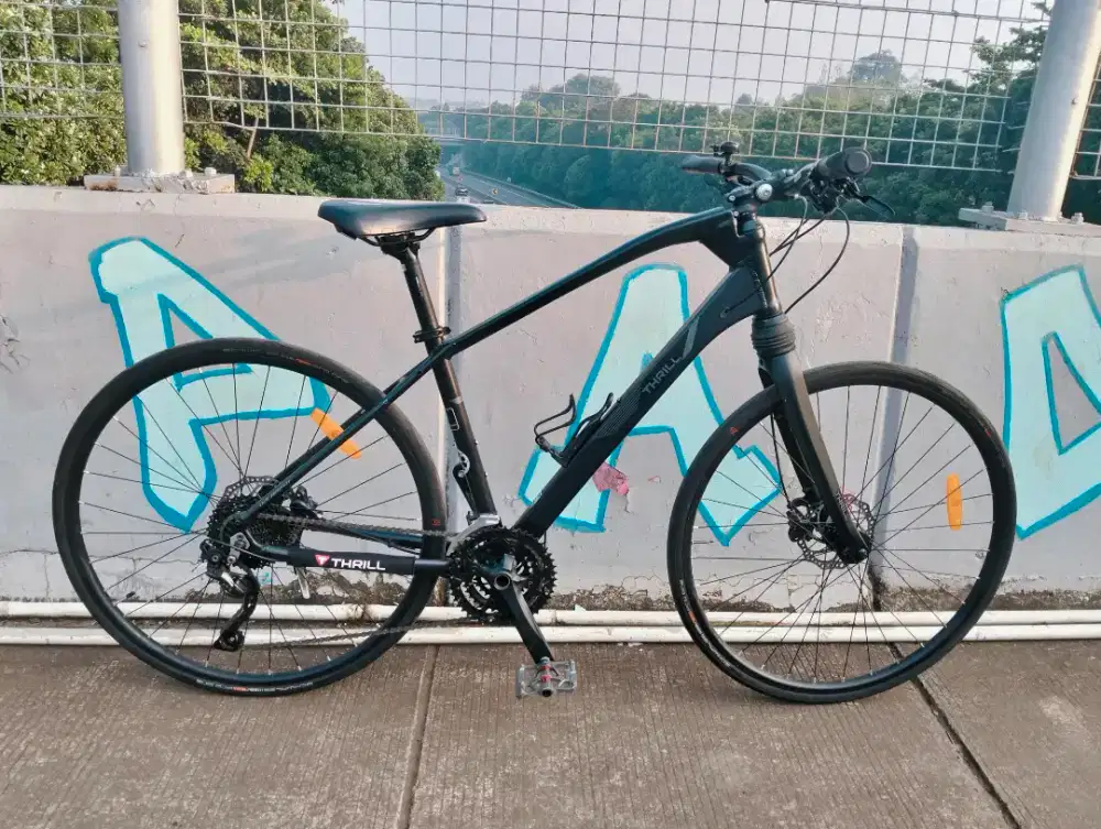 Thrill volare 1.0 hybrid bike