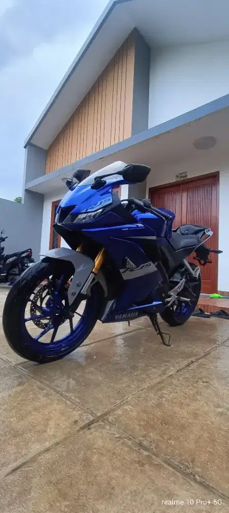 Dijual cepat Yamaha R15 V3 2021 mulus