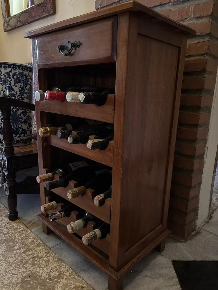 Wine rack kayu jati