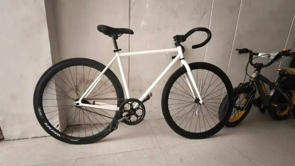 Sepeda Fixie good condition