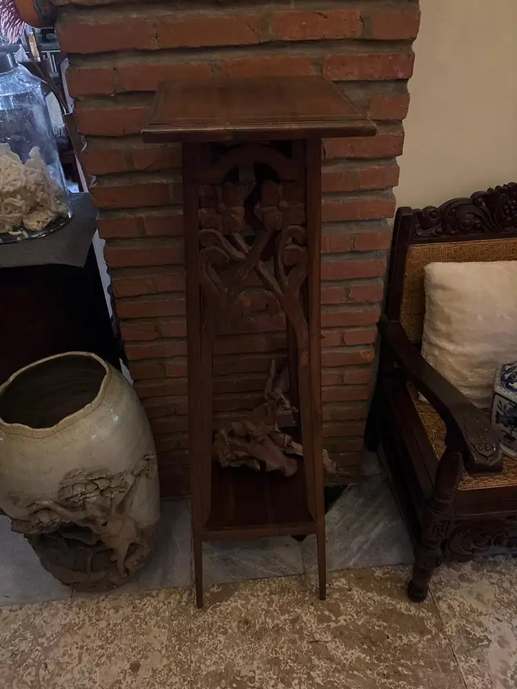 Standing kayu jati ukir