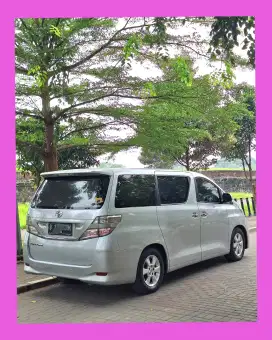 Vellfire 2.4 AT Sunroof