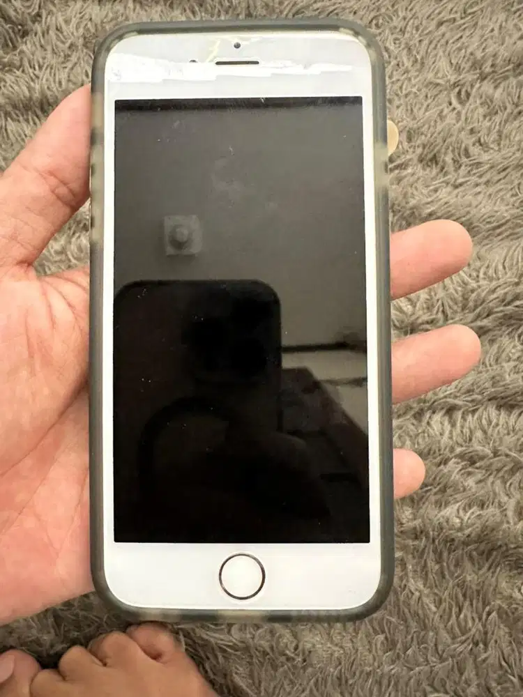 Iphone 6s jarang pakai sama sekali