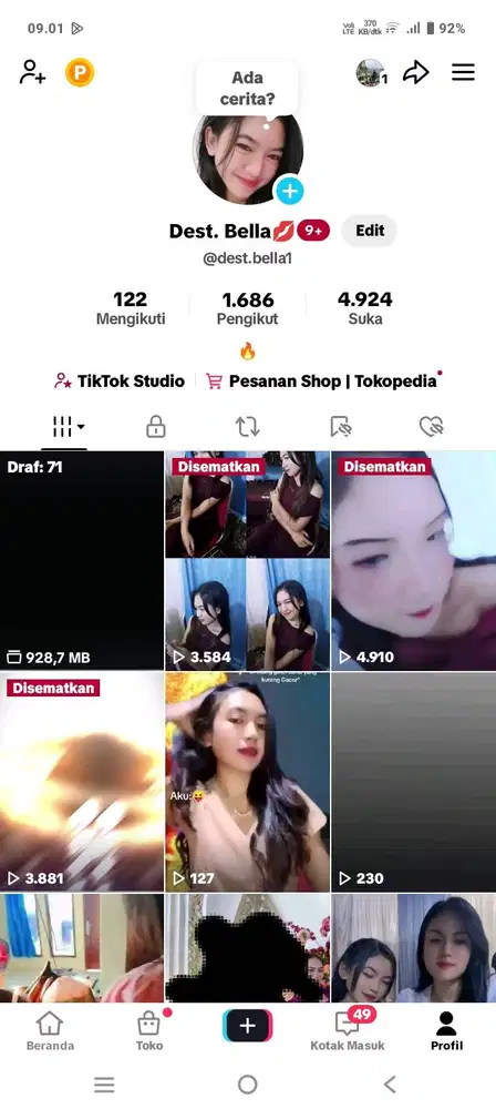 Apa aja yang deket² kcuali spg, Leci Juga ngga soalnya ga tobrut. Wkwk