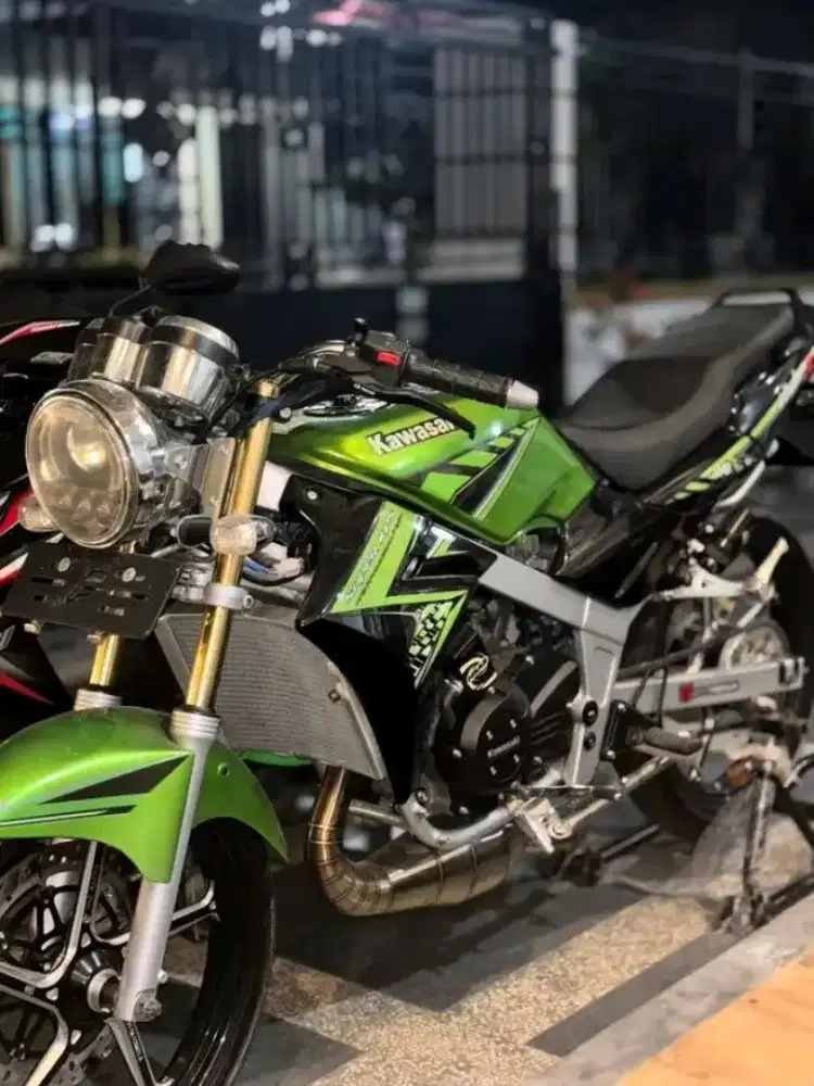 Kawasaki Ninja R 2014