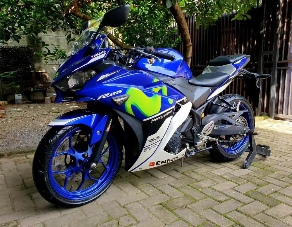 Yamaha r25 movistar