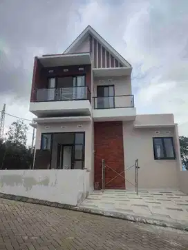 VILLA VIEW KEREN KOTA BATU 2 LT 500 JUTAAN
