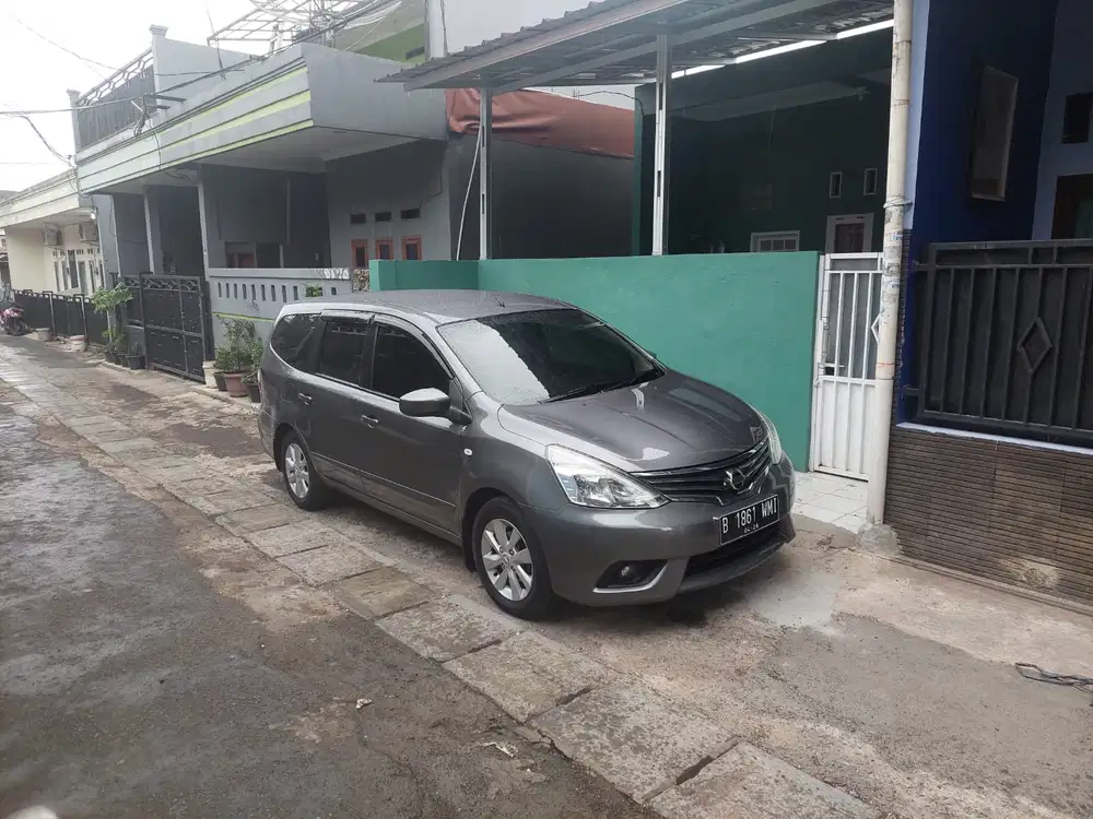 Nissan Grand livina 2015 Bensin