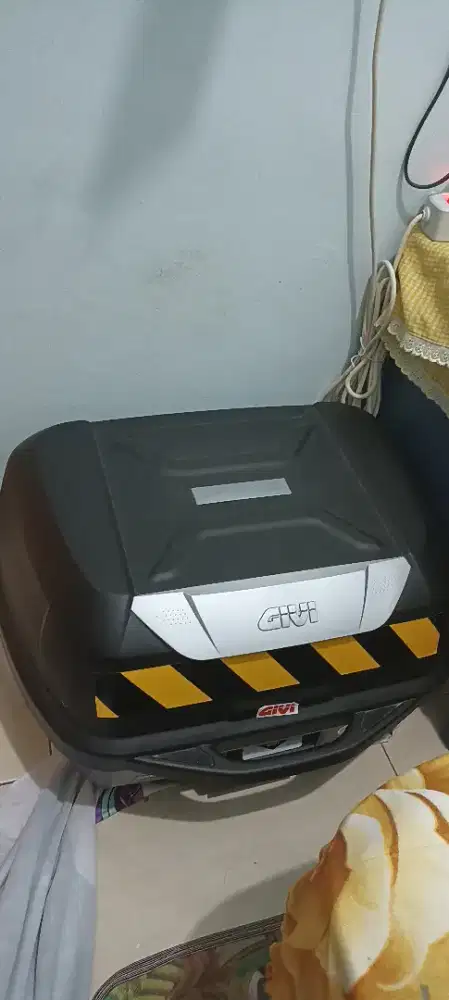 Box motor givi buat cb 150 r