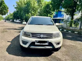 Suzuki Grand Vitara 2.4 AT 2014 - pajak hidup, siap pakai!