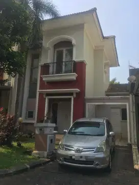 Termurah Rumah 2 lantai Diarea Crystal Golf Gading Serpong