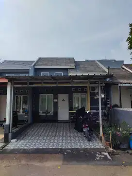 Rumah Mungil dengan Lokasi Strategis