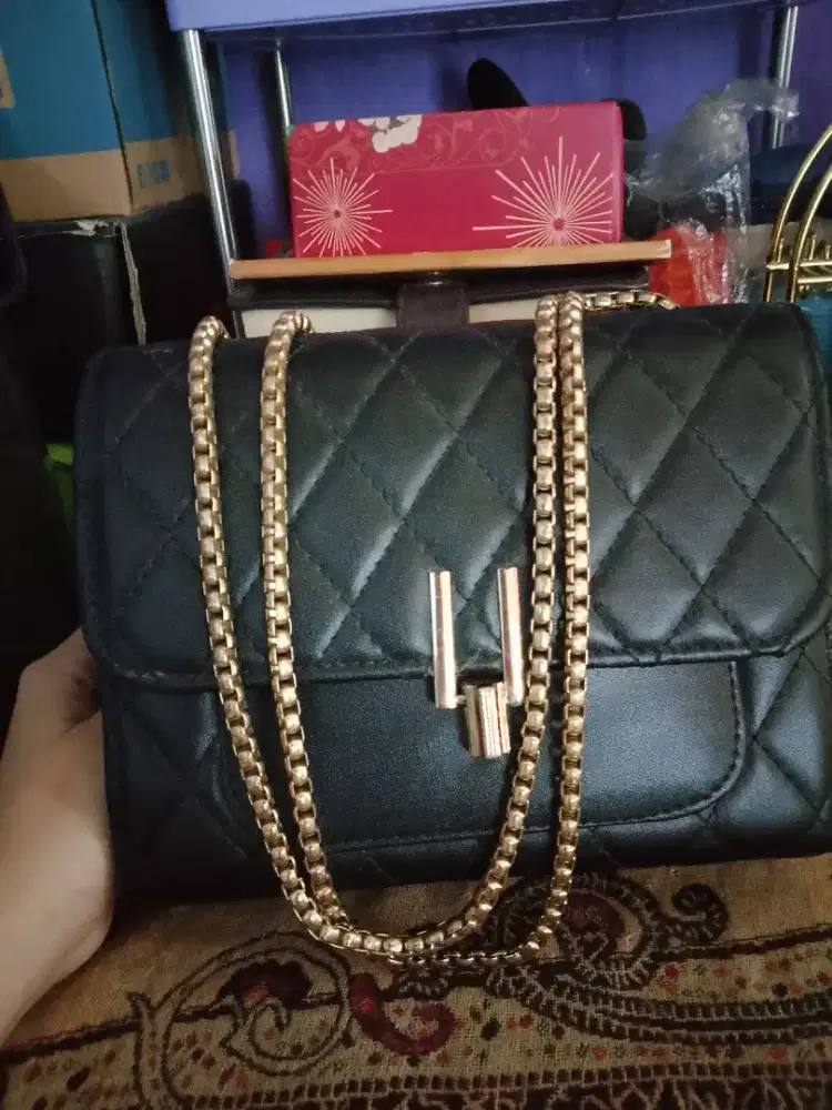 PRELOVED TAS WANITA MURAH MERIAH!!