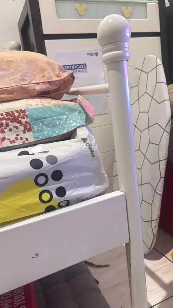 Tempat Tidur Plus Kasur Ukuran 90x200