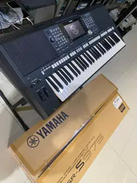 Keyboard Yamaha PSR S975 Mulus No minus