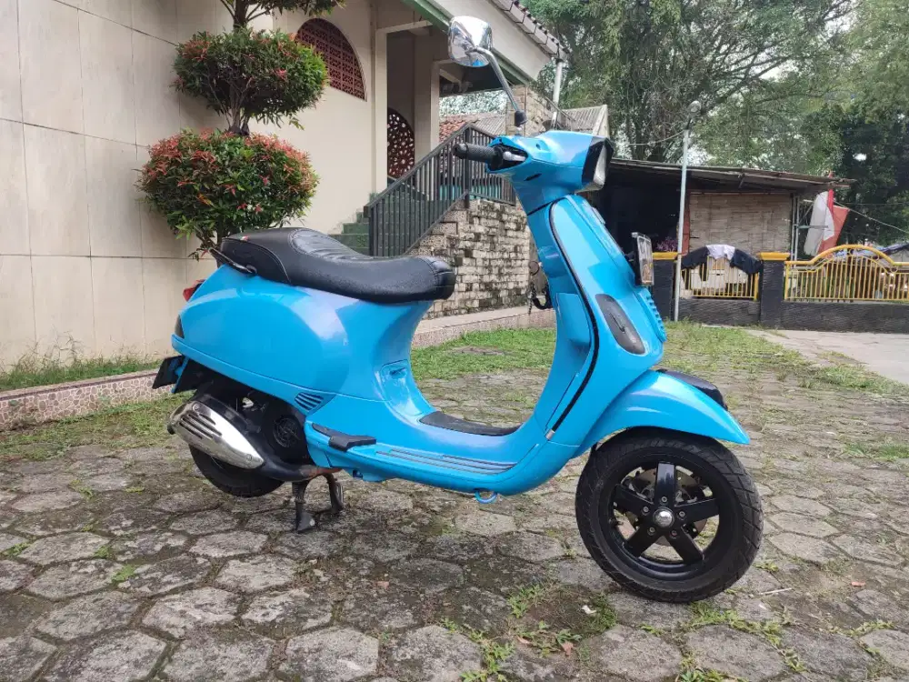 PIAGGIO VESPA S 3V 125 TAHUN 2015 MURMER