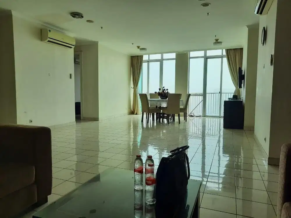 Apartemen Dijual di Ambassador 2 Full Furnished 2 Unit Jadi 1