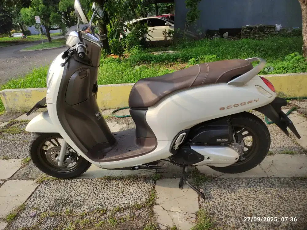 Scoopy Prestige 2023 Seperti baru