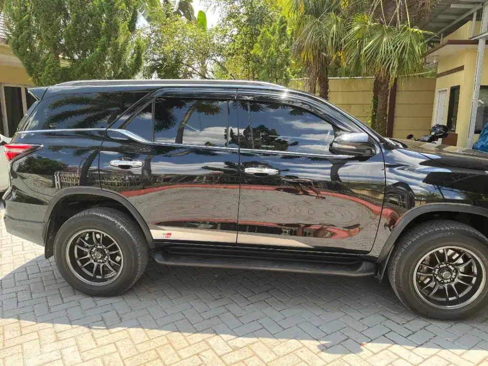 Fortuner 2021 VRZ DIESEL SOLAR