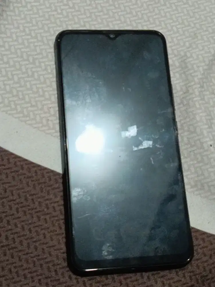 Jual cepat vivo v21 4g 8+4/128, kelengkapan hp dan box