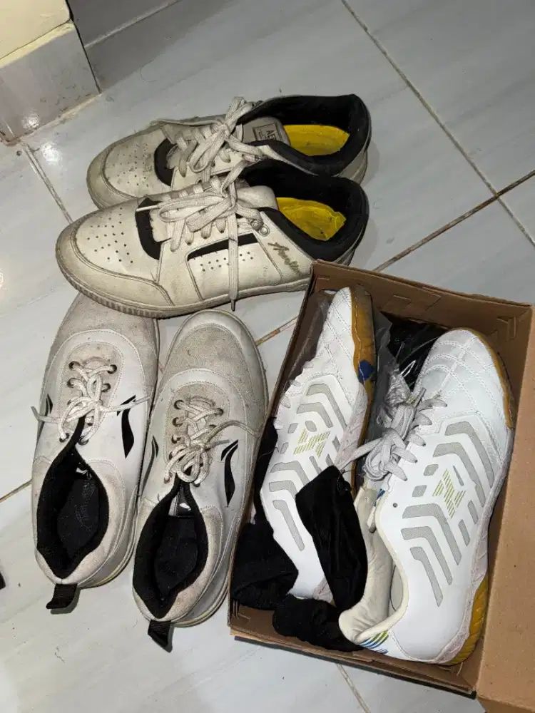 Sepatu 3 pasang