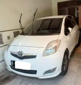 Toyota Yaris 2011 Bensin