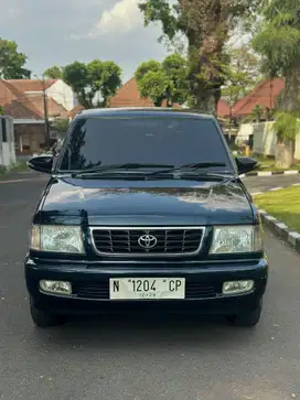 Kijang LGX Matic Istimewa