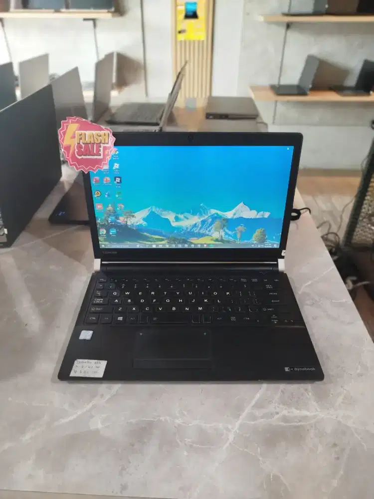 Laptop Kerja Second ex kantoran bergaransi Toshiba Dynabook R73