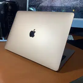 Macbook Air Retina 13inch 2020 8/256gb gold
