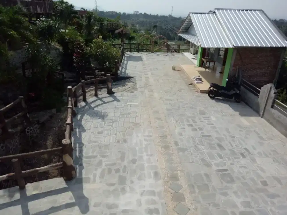 Kolam renang komersil