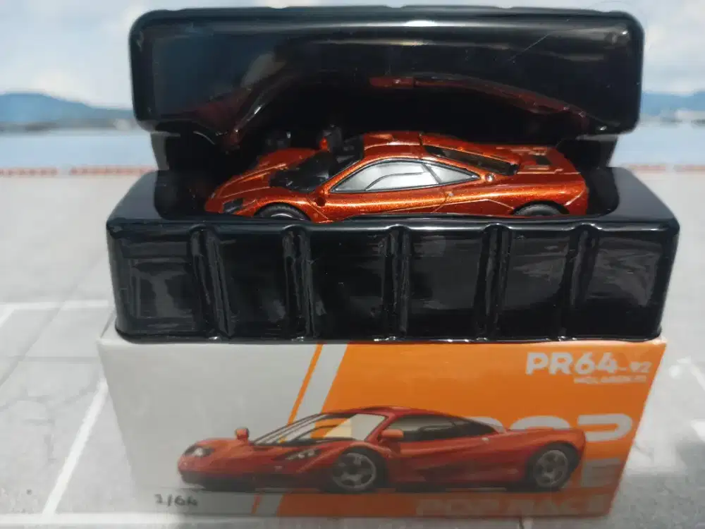 Diecast Pop Race McLaren F1
