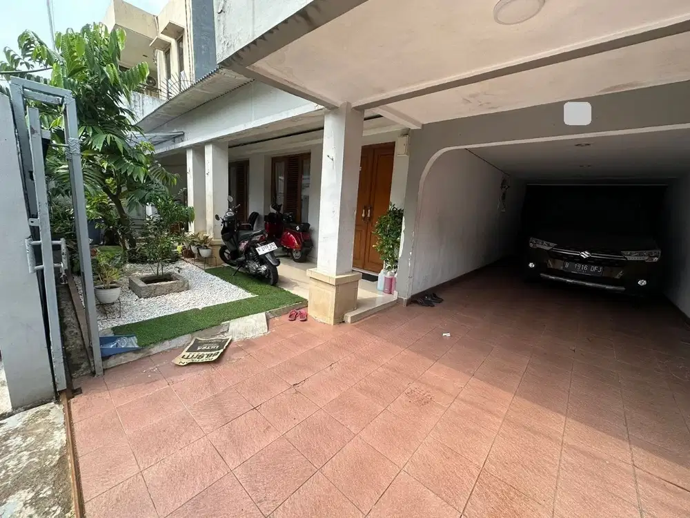 Rumah di Kebayoran Baru Dekat Petogogan