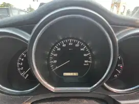 Harrier 2.4L Prem 2012 Low KM