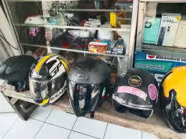 Helm  bekas berkualitas