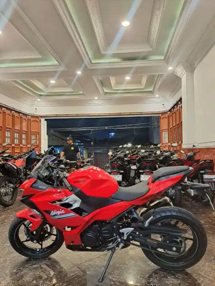HUB KOM DP 500 RB NINJA 250 FI 2023 MOTOR GRES KAYA BARU KM LOW