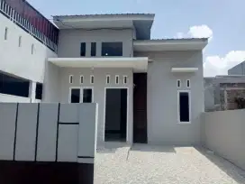 RUMAH MODERN DEKAT PINTU TOL, JL SUMARSONO