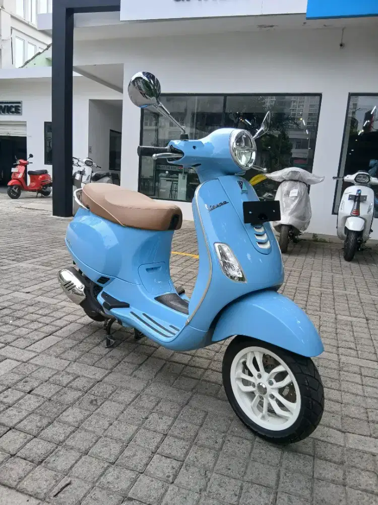 SUPER LIKE NEW LOW KM !! VESPA LX 125 IGET STOCK TERBATAS