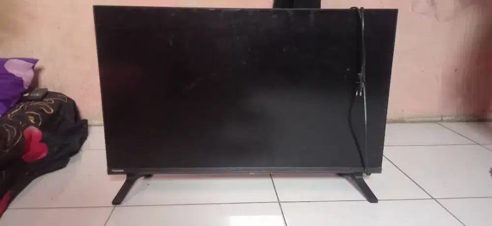 Di jual tv Toshiba 32in