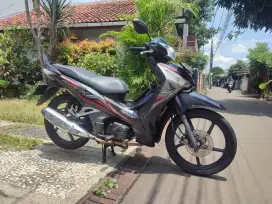 HONDA SUPRA HELM IN 2012