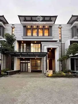 Rumah Baru Mewah Dalam Townhouse Besar Pinggir Jalan Akses Strategis Di Margasatwa Cilandak