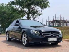 (CASH) Mercedes E250 2019 Black Speedometer Digital