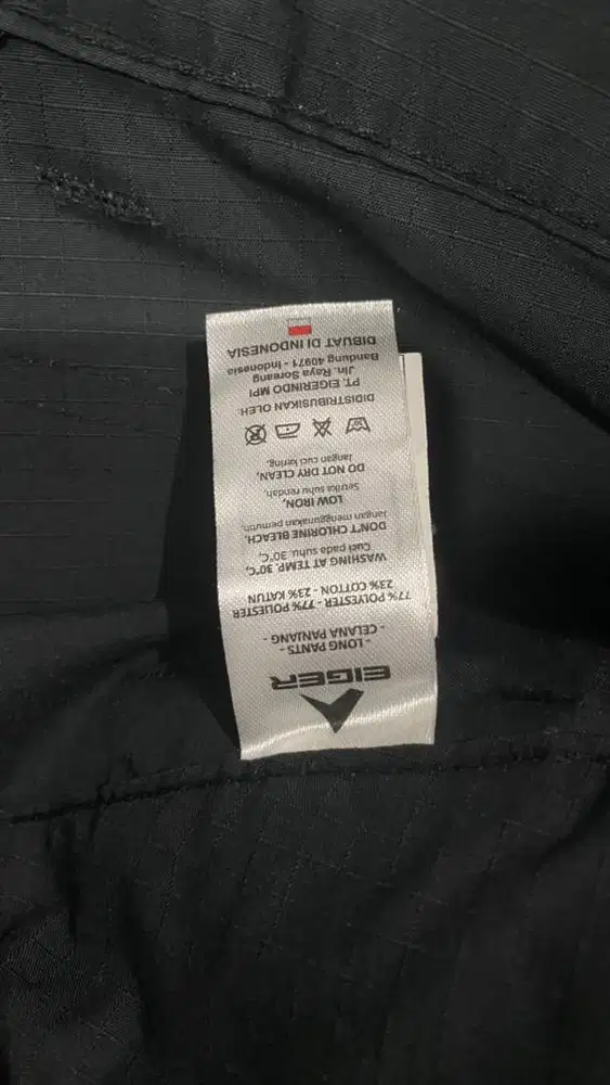 Di jual celana waterproof eiger pants size 30