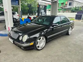 Mercedes Benz W210 E240 2003