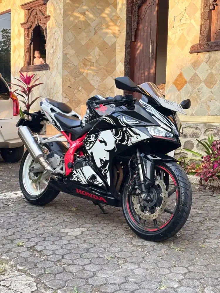 CBR 250 RR KABUKI (LIMITED EDITION)